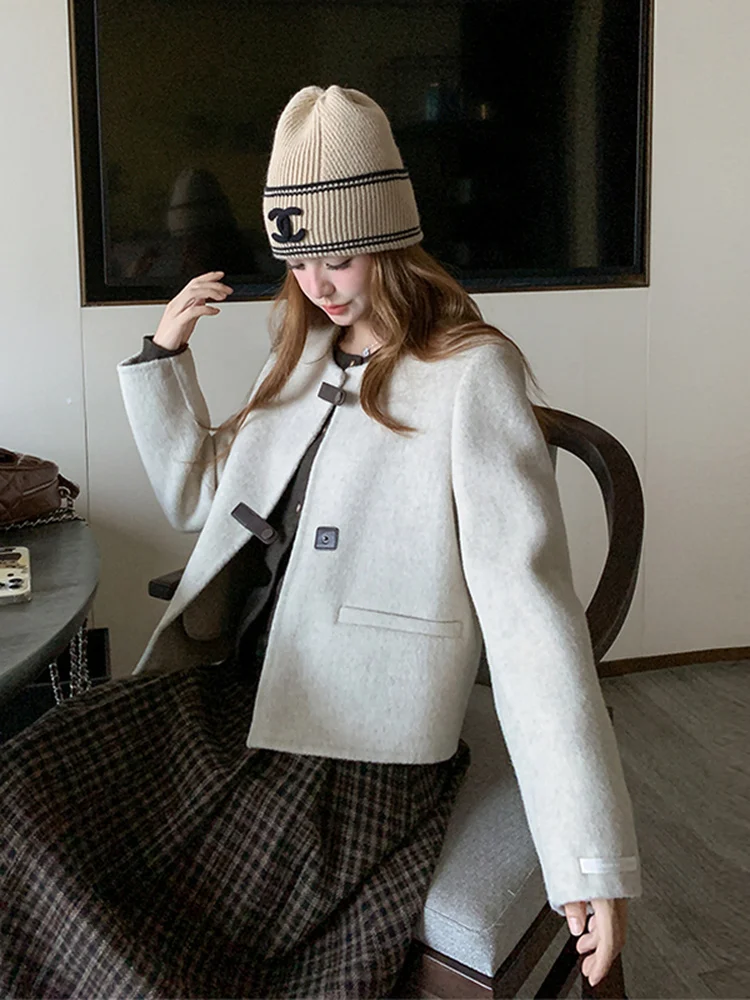 

Korean Sle round Ne Woolen Coat ort Women's Faion Autumn Winter 2025 New Small Size High-End Feeling Tweed Top