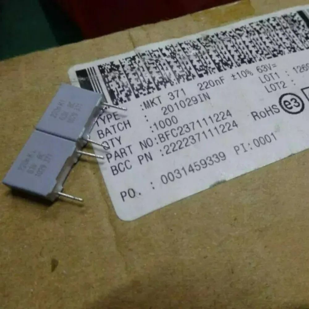 20pcs/lot MKT371 0.22uf 63v 220nf u22 224 K brand new 8mm film capacitor BFC23711224