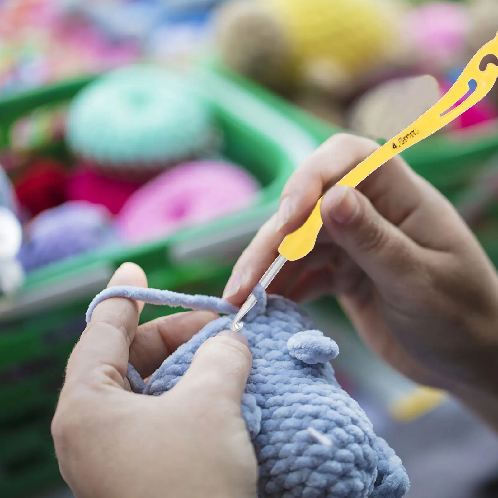 

Набор из 8 вязальных крючков в ретро-стиле с маркировкой размеров, гладкими полированными наконечниками, снижающими нагрузку на запястье, принадлежности для вязания