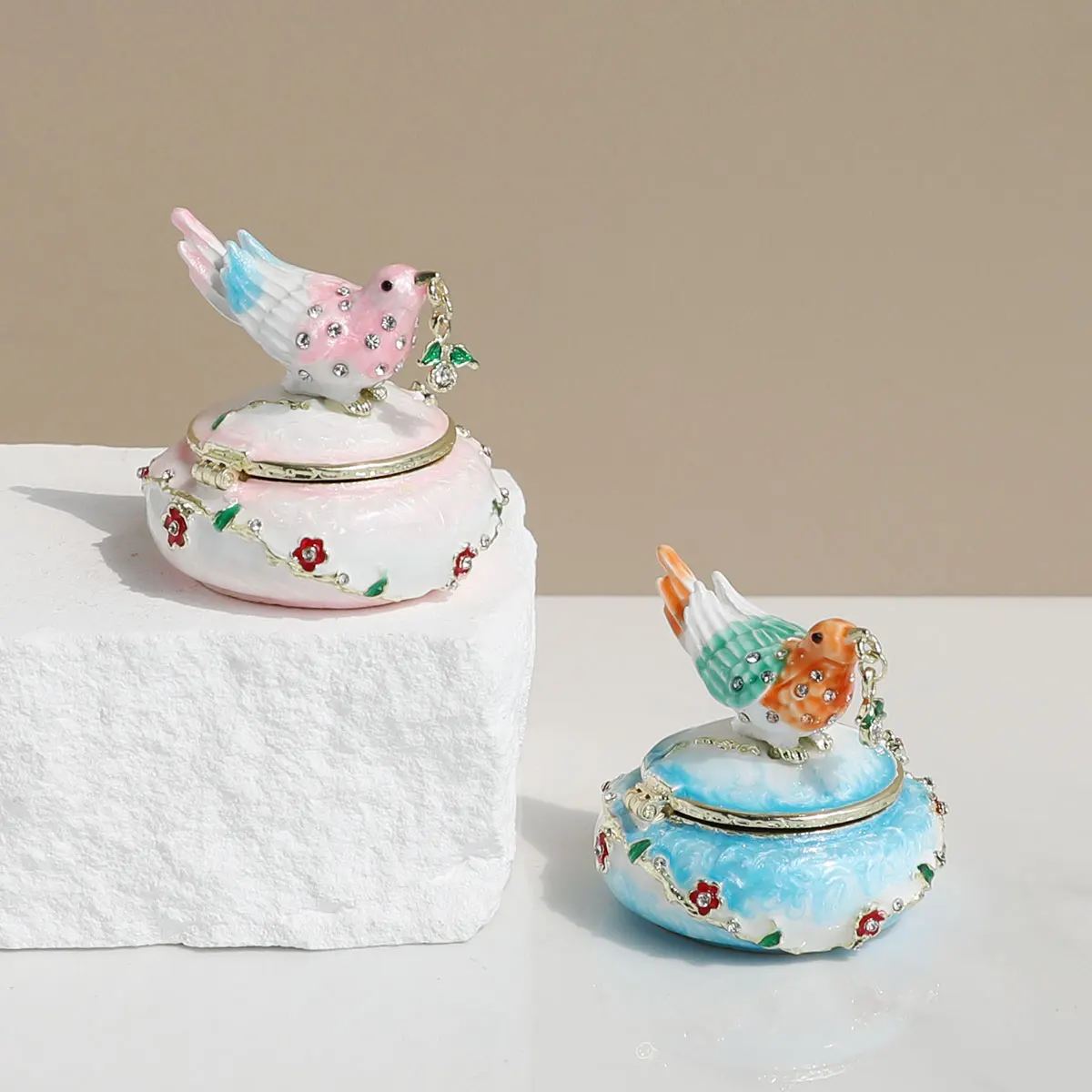 

Счастливые брови, мелкие аксессуары, ящик для хранения, ящик для настольного украшения, мини-украшения, изделия ручной работы, День матери, Рождество, Ea