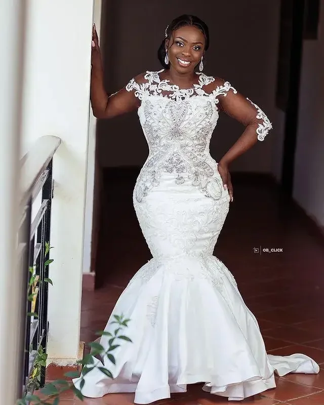 

Customized Plus Size Arabic Lace Mermaid Wedding Dress Sheer Neck Long Sleeves Beaded Crystals Vintage Bridal Dresse