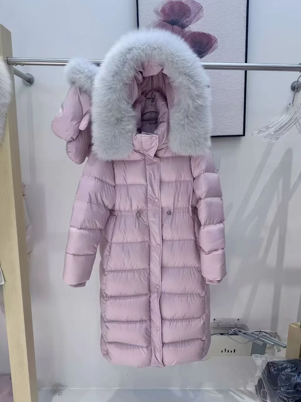 2026 90 % weißer Entendaunenmantel über dem Knie, Kapuze, Schneeparka, Winterhandschuh, echter Fuchspelzkragen, Daunenjacke für Damen