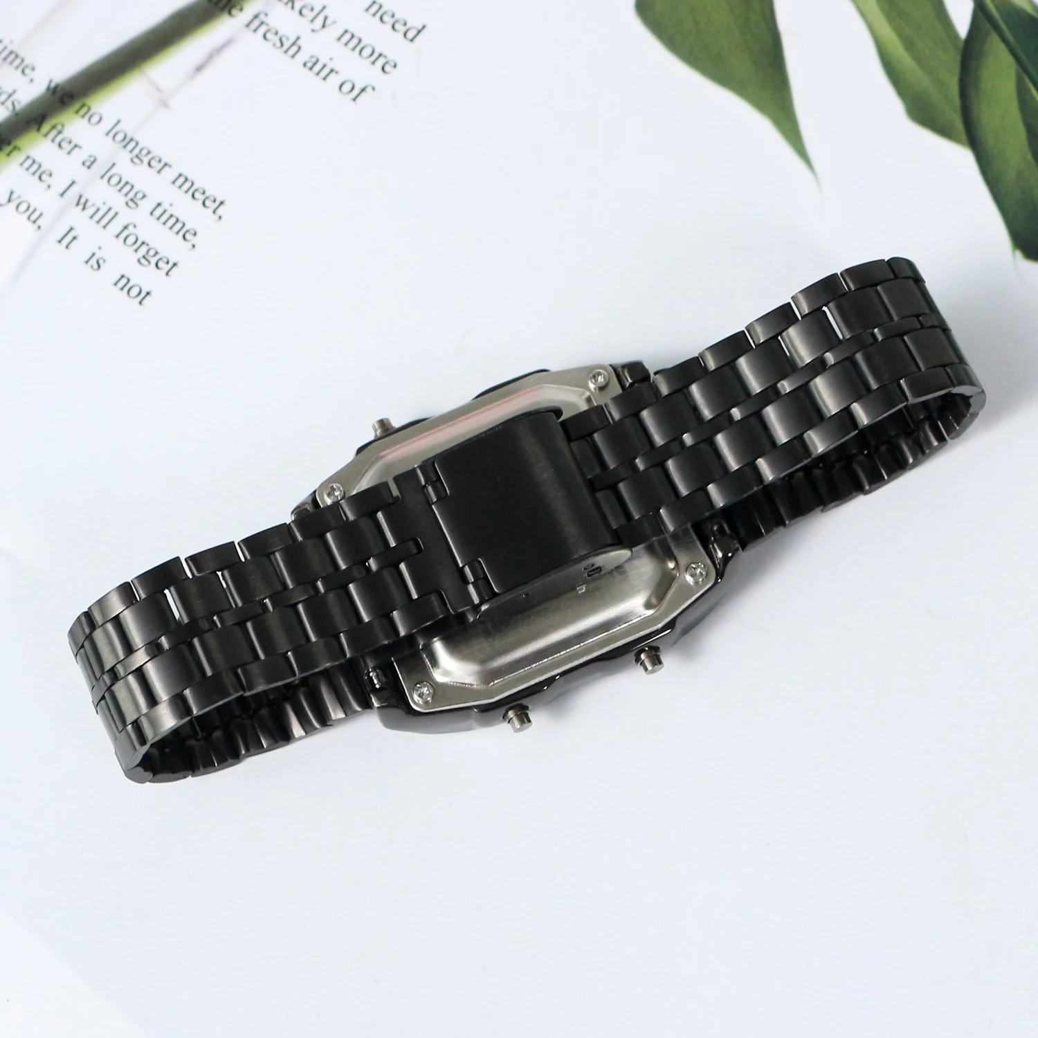 Jinrong 0732 ساعات إلكترونية رقمية للشحن بالطاقة الشمسية للرجال عمر البطارية 720 يومًا فوق مقاومة للماء 3Bar Reloj Hombre