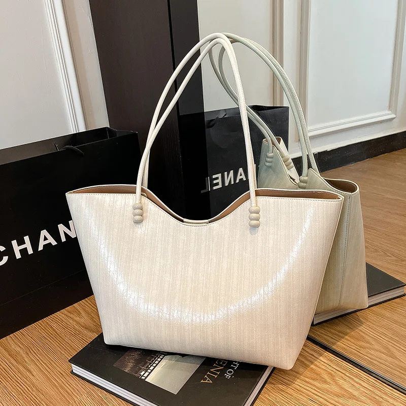 

New 2025 Streetwear Couple Shoulder Bag for Women Minimalist Shoulder Crossbody Purse Fashionable Handbag Gift