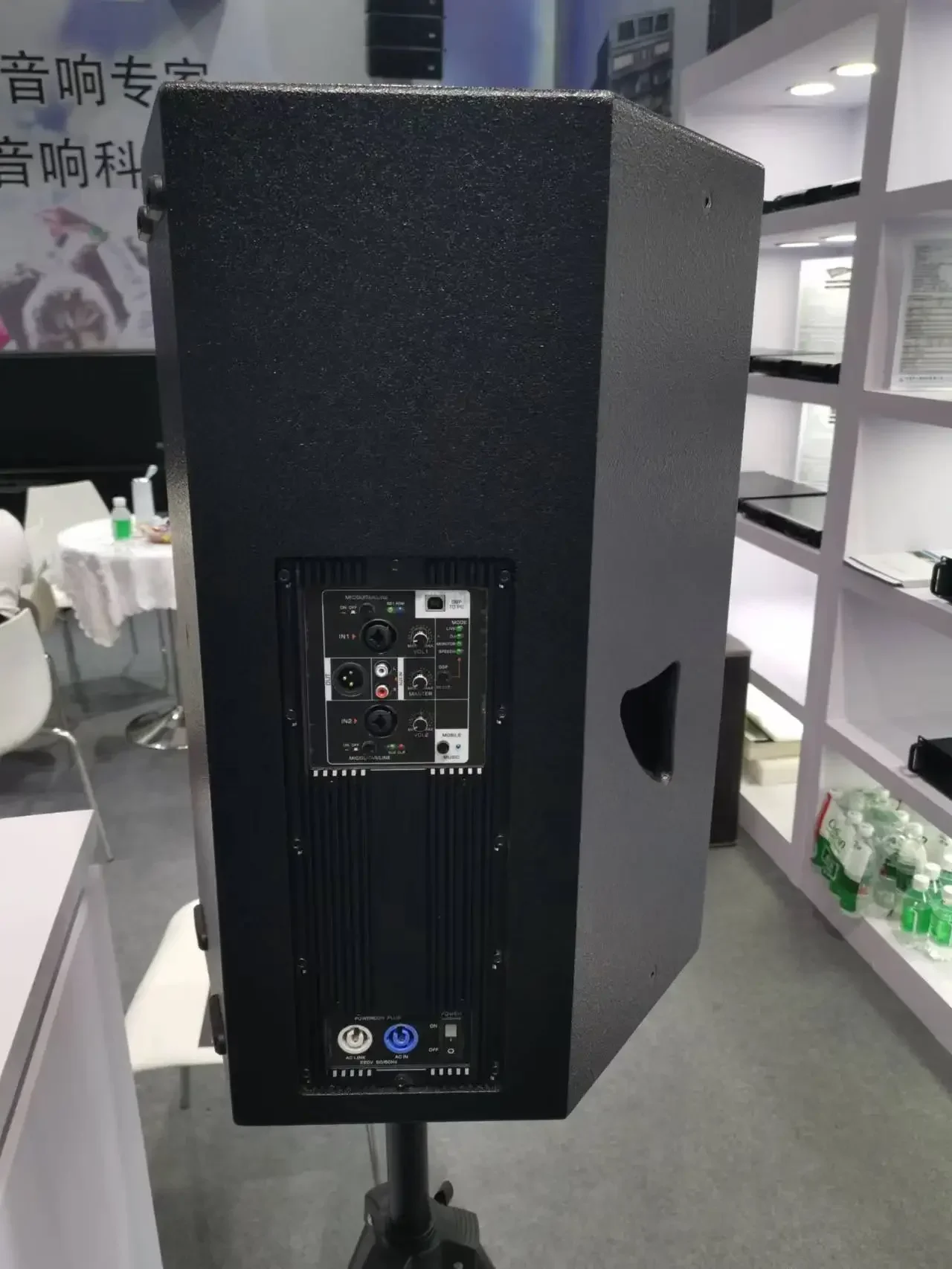 Klasse D Audio Actieve subwoofer Luidsprekerversterkermodule Dsp Line Array 3-kanaals luidsprekermodule