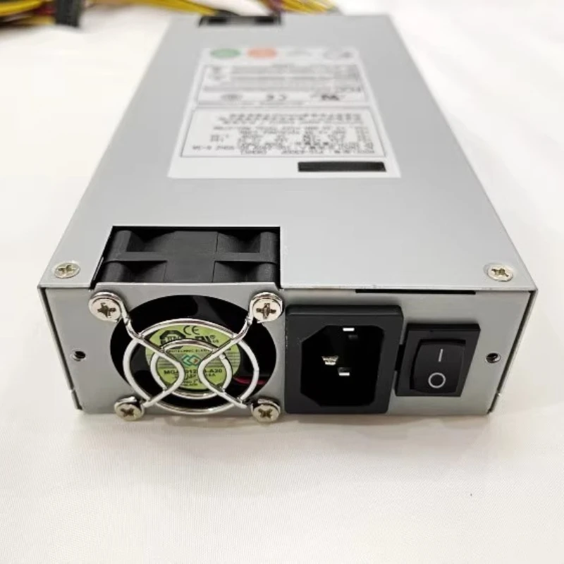 آلة التحكم الصناعية P1G -6300P 300W 1U مع مصدر طاقة -5 فولت لمعدات التحكم الصناعية في الخادم
