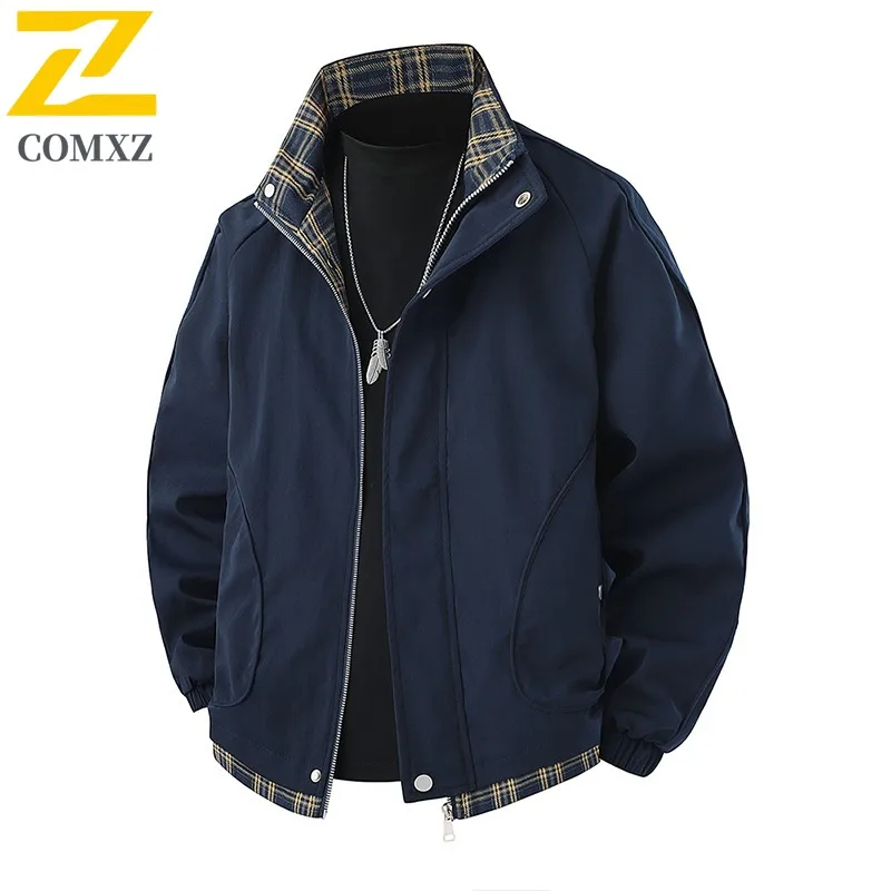 

COMXZ Men Rider Jacket Classic 2025 Versatile Grid Splicing Windbreaker Stand Collar Hiking Travel Breathable Mens Clothing