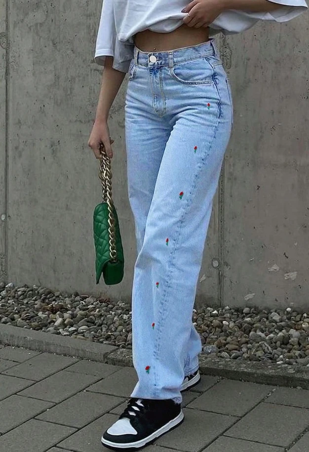 Women Street Trendy Trousers 2024 Autumn Latest Flower Embroidered Straight Leg Jeans Slim Fit Look High Waist Denim Long Pants