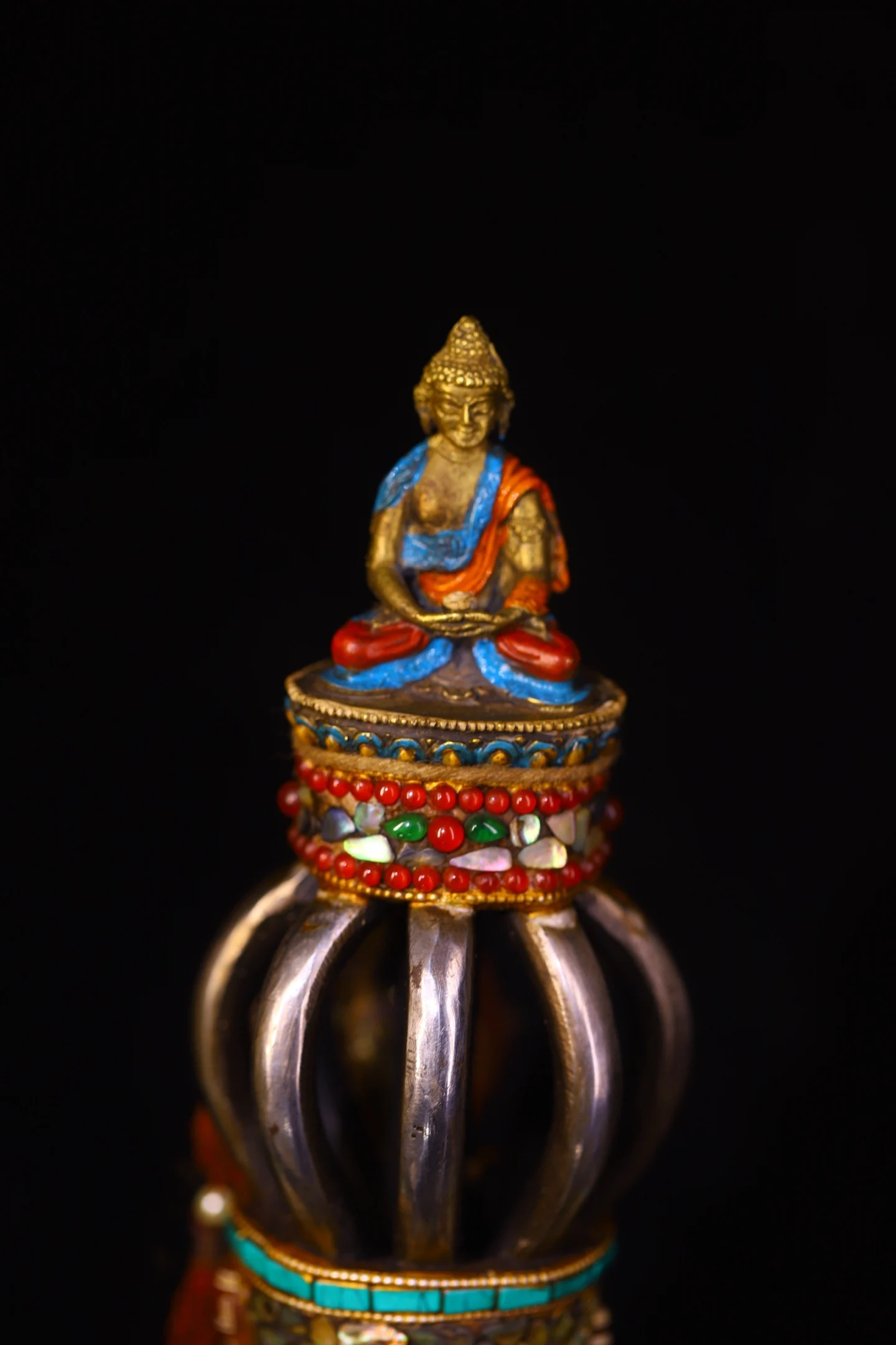 

Old Tiantie Painted Mosaic Gem gZi Beads Turquoise Shakyamuni Buddha Cross Dorje Vajra Phurpa Prayer flag Base Worship Hall