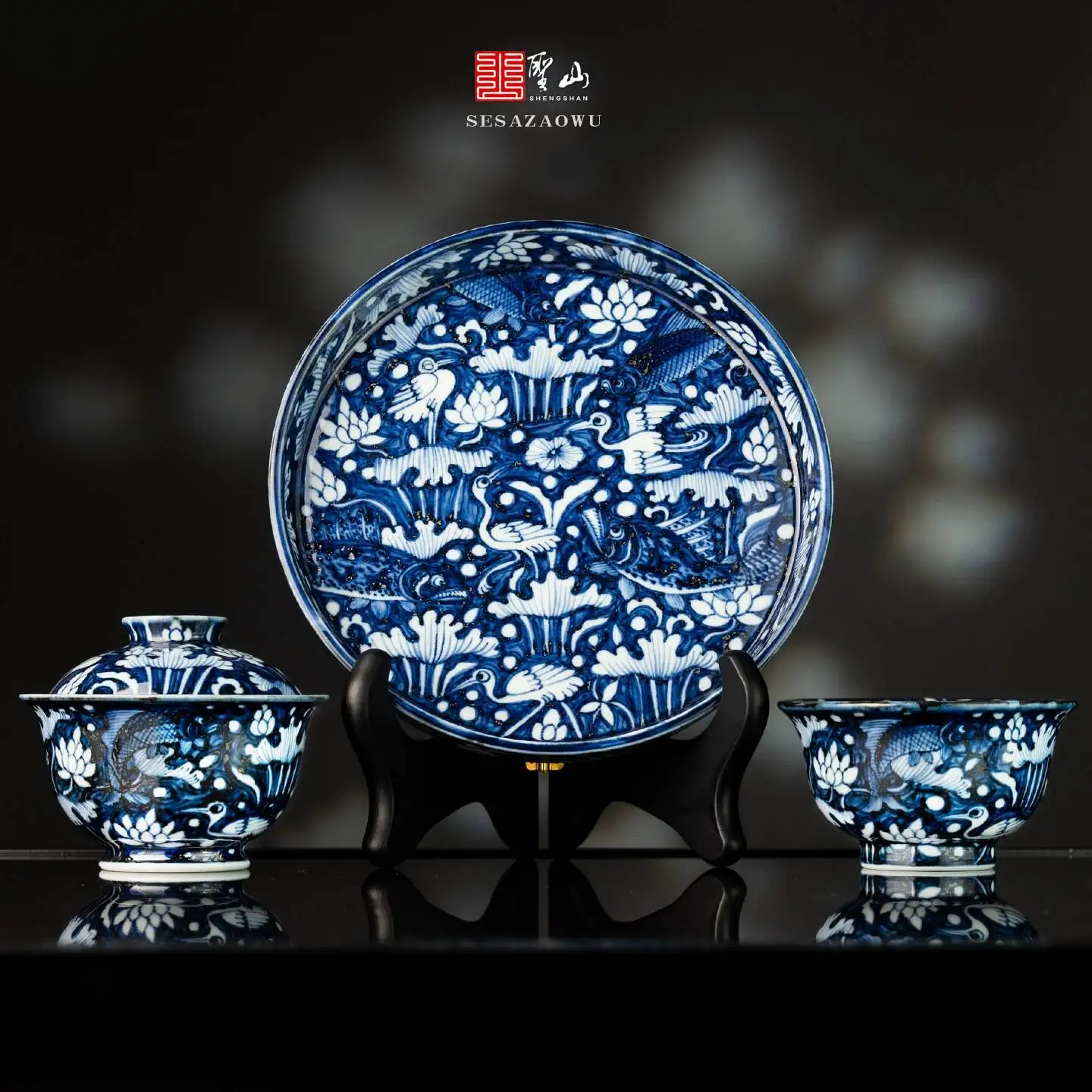 

Yuan Dynasty Blue And White Porcelain Guifei Style Tea Bowl