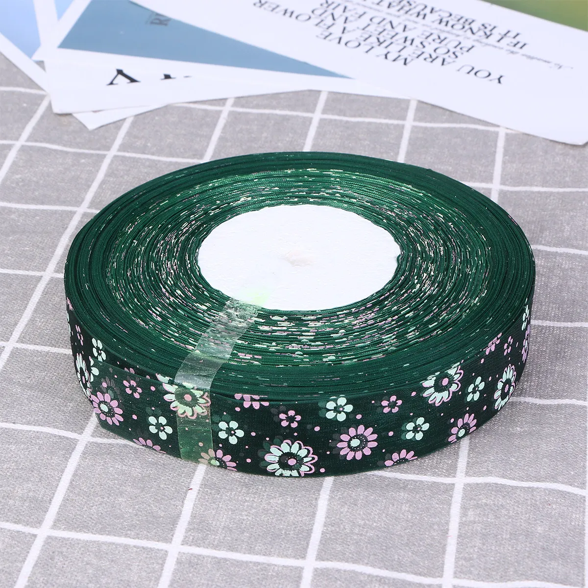 

Лента из органзы темно-зеленого цвета с узором «Маргаритки», 100 ярдов, 2,5 см, для рукоделия, украшения волос, скрапбукинга, подарочной упаковки