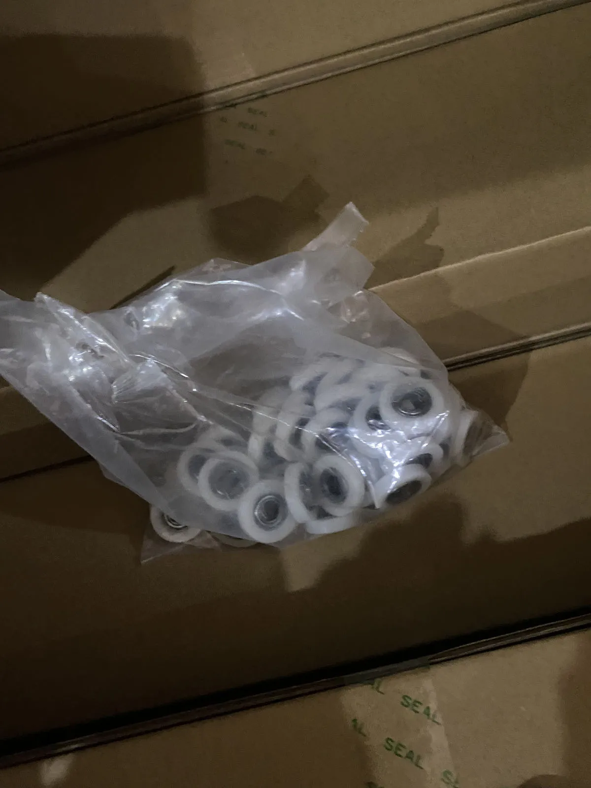 

FB6-6569-000 Paper Spacer Roller for CANON IR 5000 5020 5570 6000 6020 6570 5055 5065 5075 IR5000 IR6000 Roller