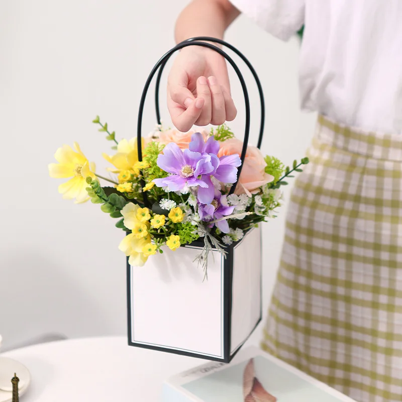 1PCS Hand-held Portable Kraft Paper Flower Box Waterproof Packaging Bag Flower Shop Wedding Valentine'S Day Gift Wrapping Bag