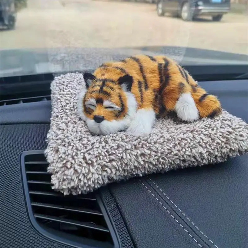 Tiger Car Ornament Realistic Carbon-Stuffed Tiger Reusable For Cars Activated Carbon Air Freshener Detailed Automotive Trim For