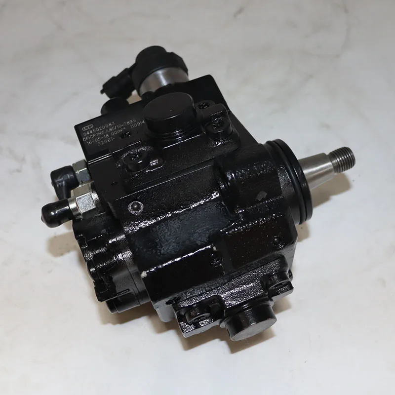 

D04FR Dr. 0445020083 engine high-pressure oil pump suitable for SK130-8 140-8 excavator pump