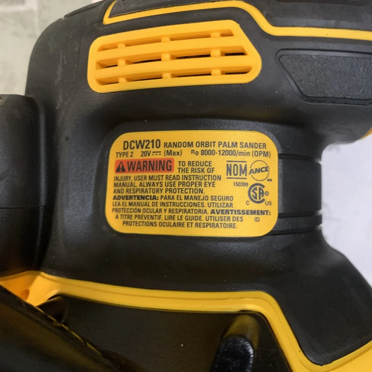 DEWALT Cordless Orbital Sander DCW210B 20V Brushless Handheld Vibration Polishing Woodworking Eccentric Sander Power Tool DCW210