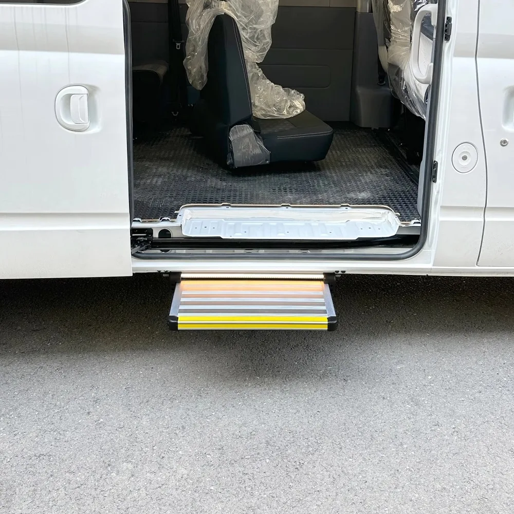 

Universal aluminum floor 600 * 300mm new electric vehicle foot pedal, suitable for buses and auto parts