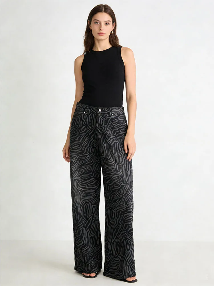 

2026 fashion new Gothic ins street Harajuku trend retro washed leopard print straight leg jeans for men and women Y2k clothing