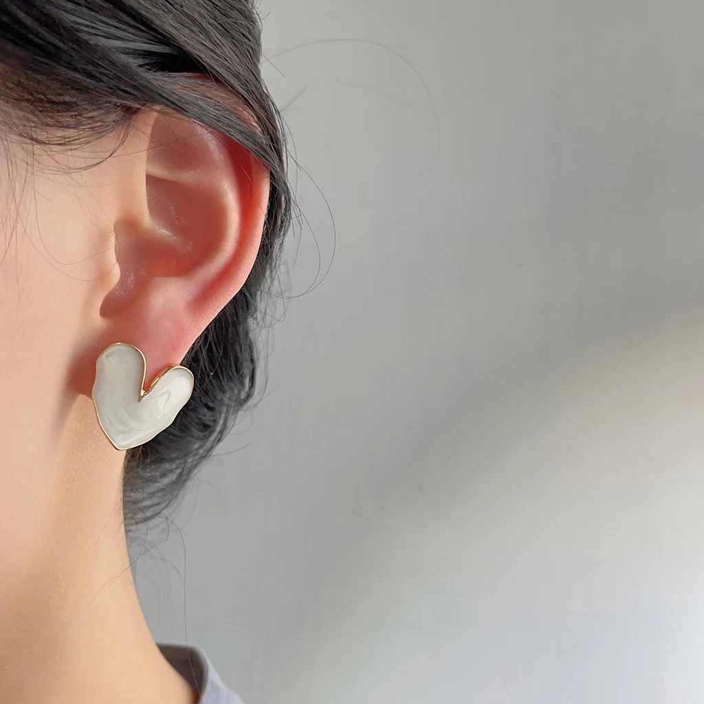 لطيف الكورية القلب وأقراط خمر فاخر بسيط الذهب اللون الحب القرط للنساء مجوهرات الأزياء 2023 هدايا الفتيات الجديدة