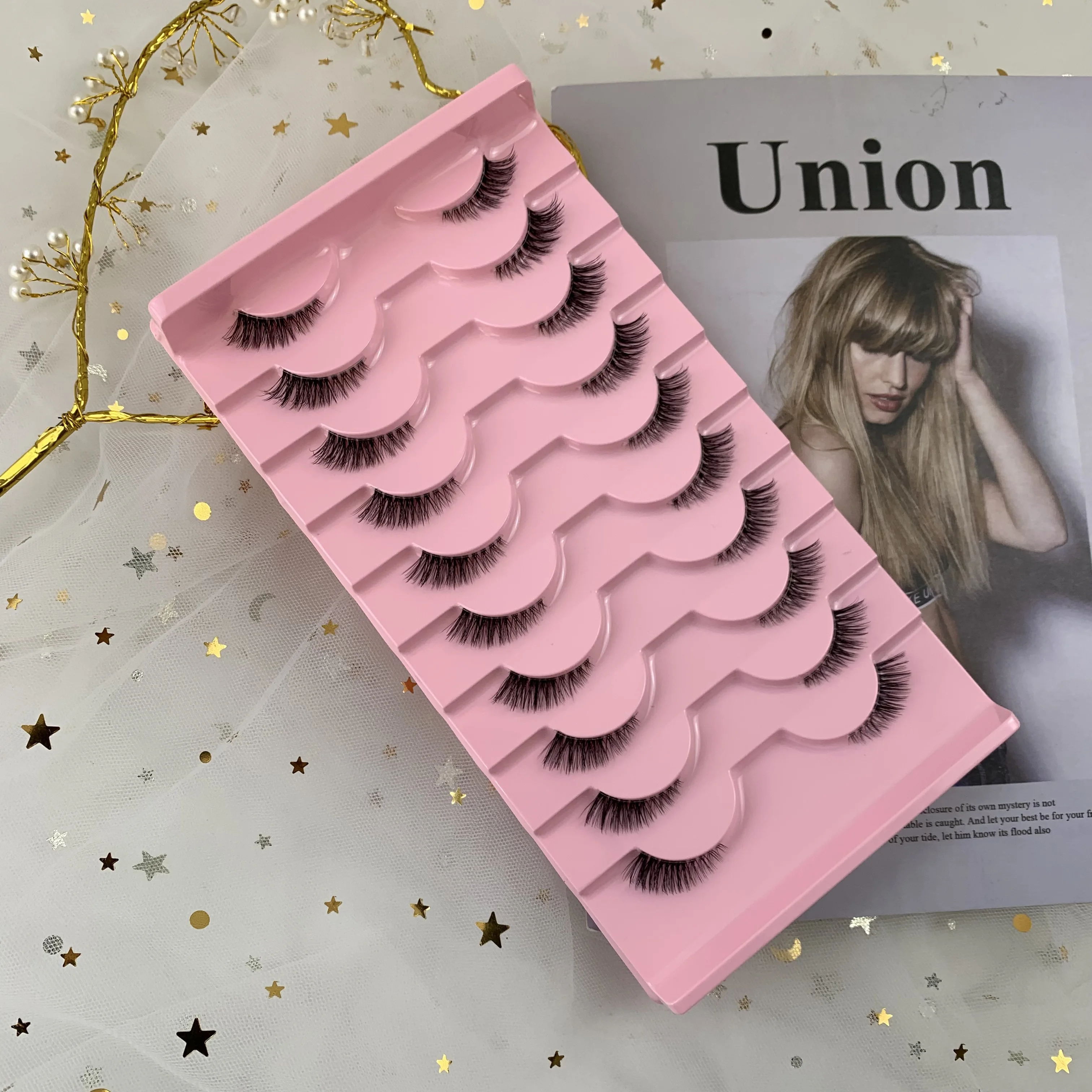 AMSDCN 10 pairs of 3D synthetic mink eyelashes,high-quality Extension Soft Makeup Medium semi mink natural long eyelashes