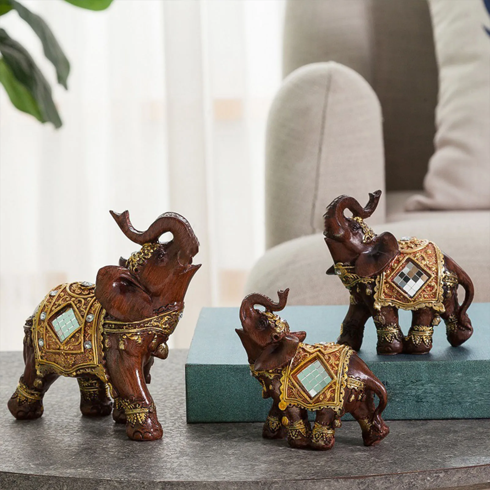 Resin Elephant Ornaments Creative Craft Tabletop Statue for Living Room Bedroom Decor