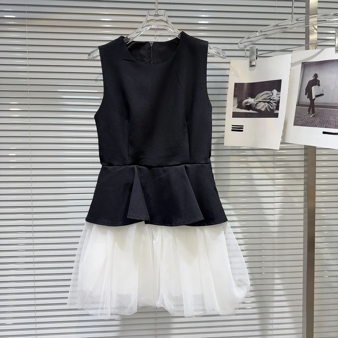 Słodka sukienka w stylu socjality z siateczkowymi wstawkami, bufiaste rękawy, okrągły dekolt, bez rękawów, wysoki stan, linia A, prosta, elegancka, krótka sukienka damska.