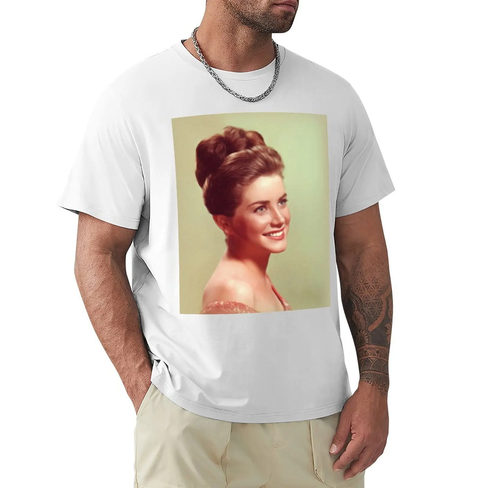 Dolores Hart, Vintage Actress T-Shirt kawaii clothes for a boy graphics Short sleeve tee mens cotton t shirts