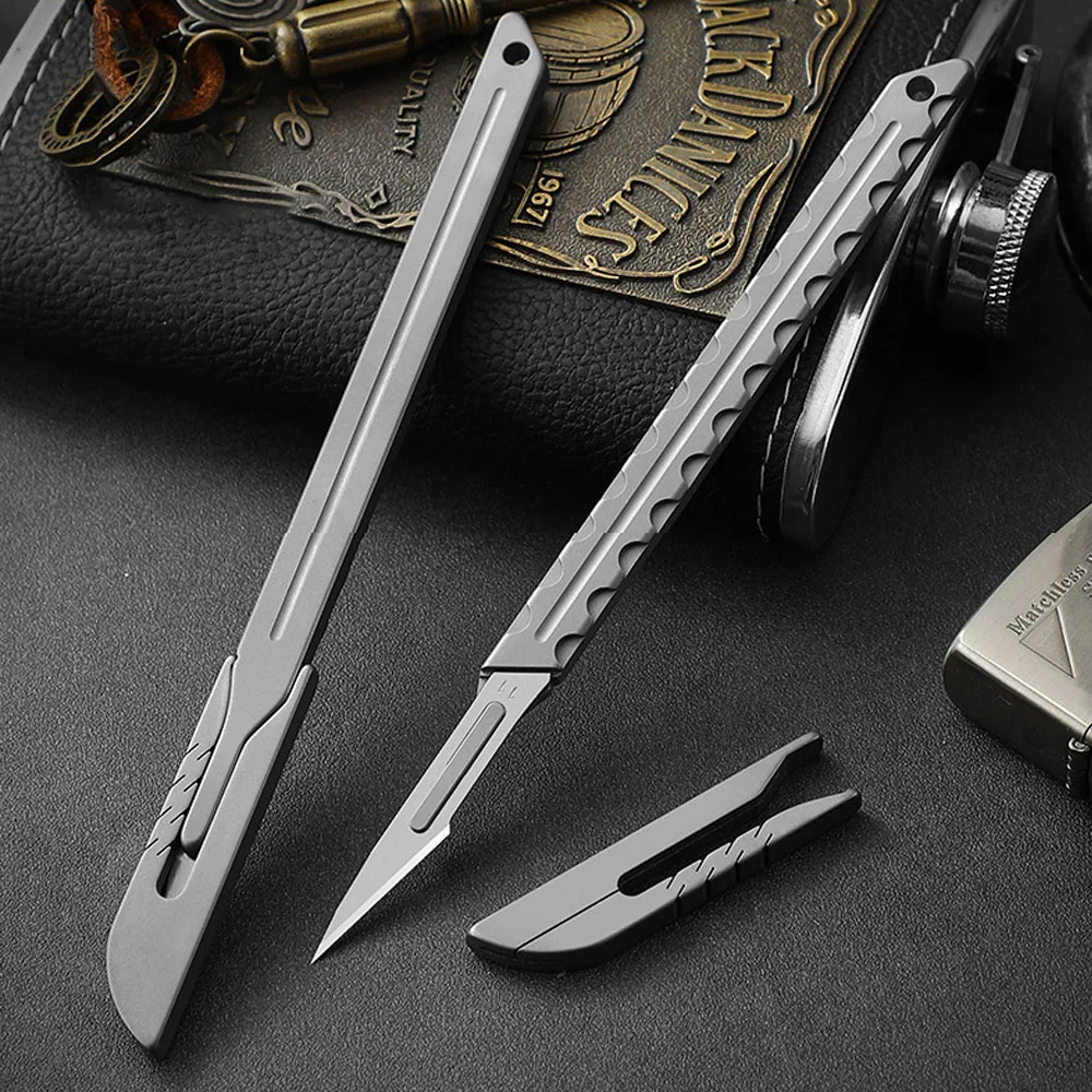 Imagem -02 - Titanium Alloy Bolso Bisturi Faca Sharp Mini Utilitário Portátil ao ar Livre Emergência Ferramentas de Autodefesa 10 Pcs 11 Lâminas