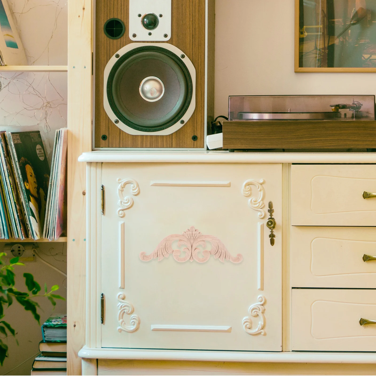 

4Pcs Solid Wood Carved Onlays Decorative Wooden Appliques Unpainted Wood Furniture Decoration Cabinet Door Trim DIY Accent