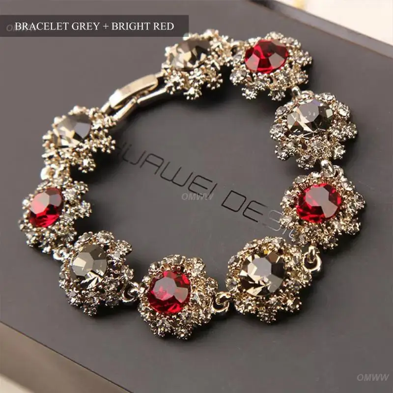 Crystal Bracelet Atmospheric Super Flash Women's Bracelet Bracelet Retro Bracelet Fashion Retro Rhinestone