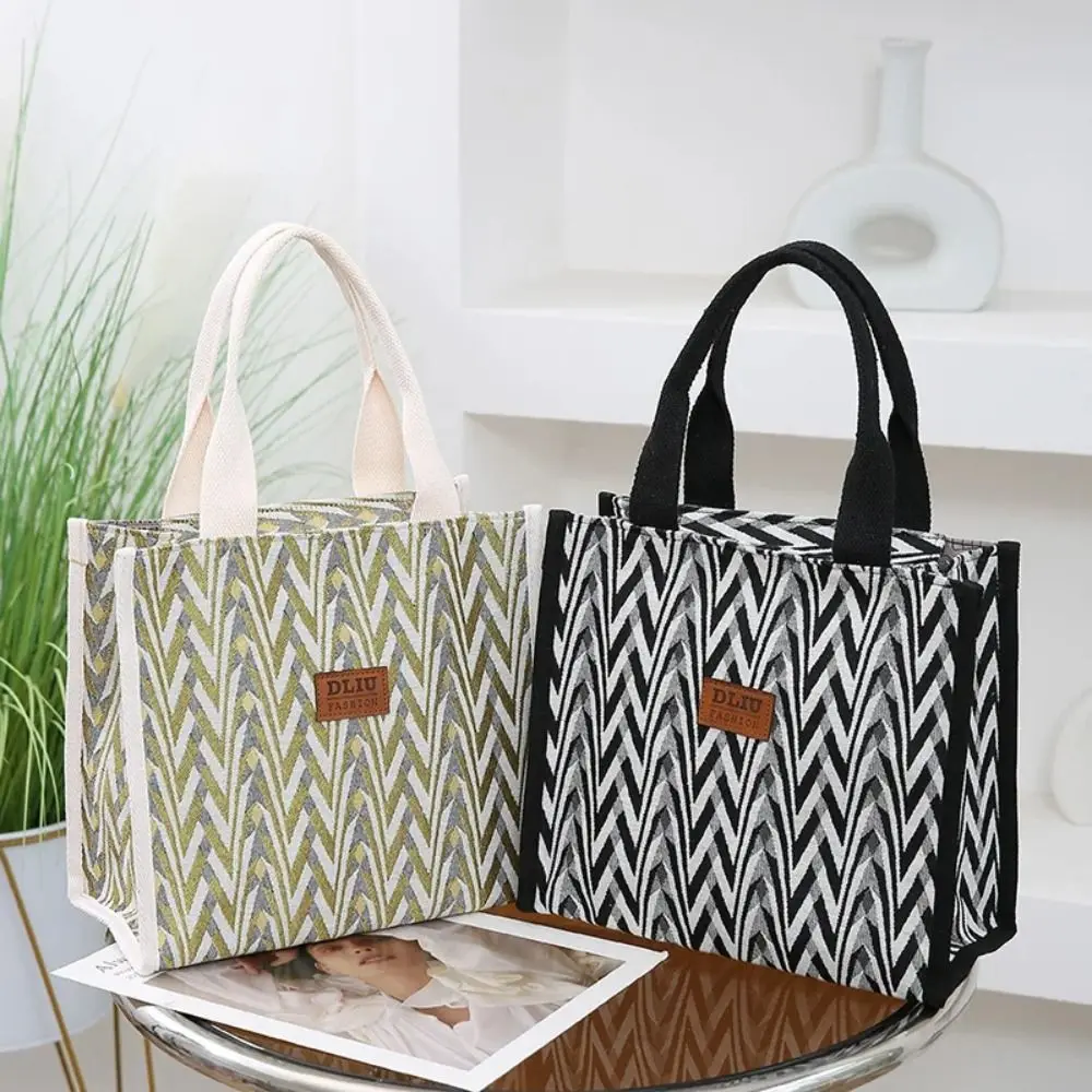 

Retro Chevron Pattern Women's Tote Bag Large Capacity Canvas Lunch Bag Zipper Portable Letter Patch Decor Handbag