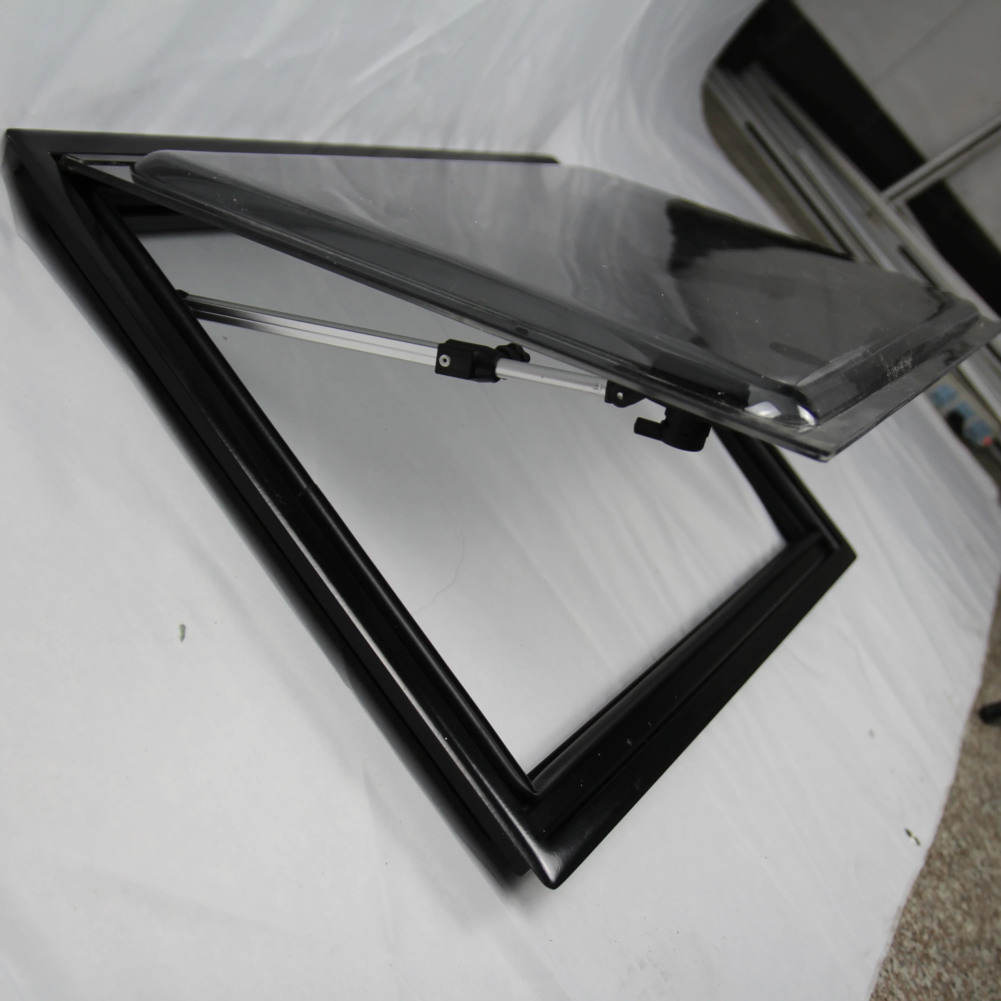 500*400mm RV Extrapolated Window, Round Corner, Acrylic Window  RV & Travel Trailer Emergency Exit Window