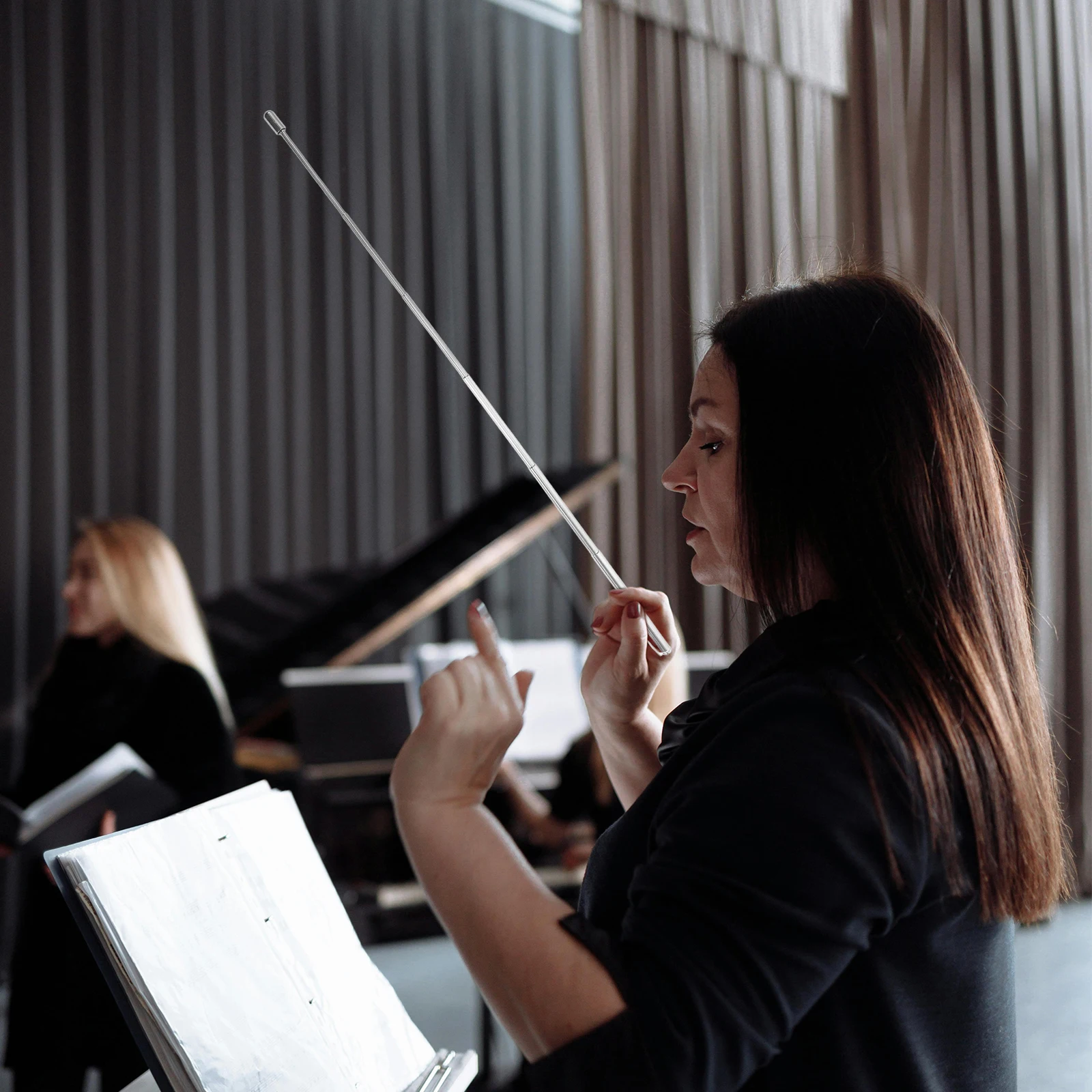 

1pcs Retractable Stainless Steel Lightweight Baton For Choir Orchestra Conducting Portable Expanding Music Performance