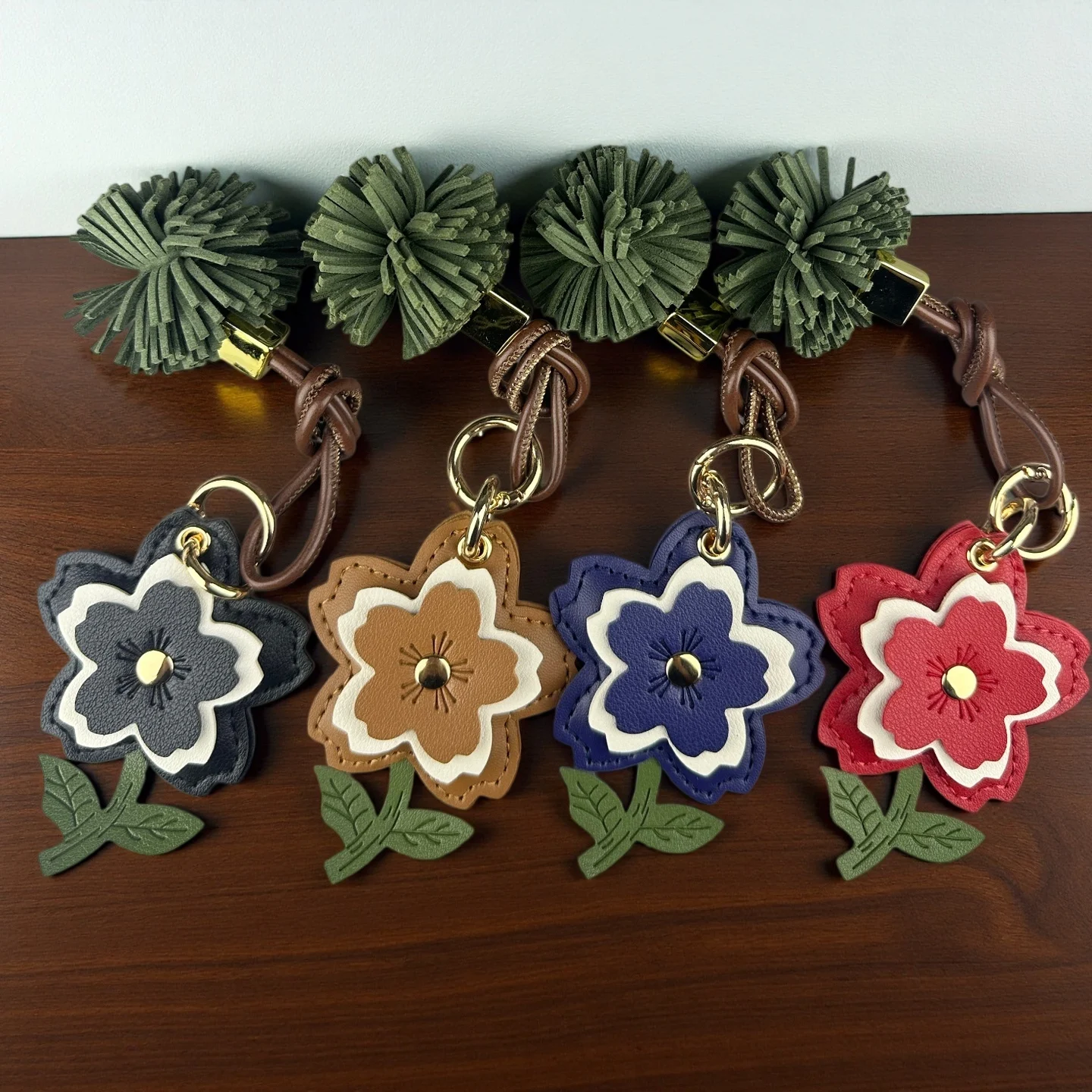 3-Tier PU Leather Flower Keychain/Bag Charm-Stylish PU Leather Ball Charm, 4 Classic Colors Bag Accessory for Handbags, Gifts