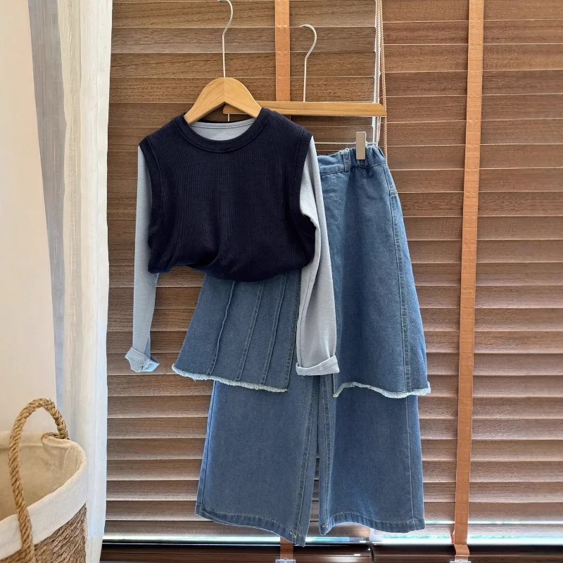 

2025 Autumn New Korean Version Simple Long Sleeve Top T-shirt Fake Two Piece Loose Set Girls' Clothing