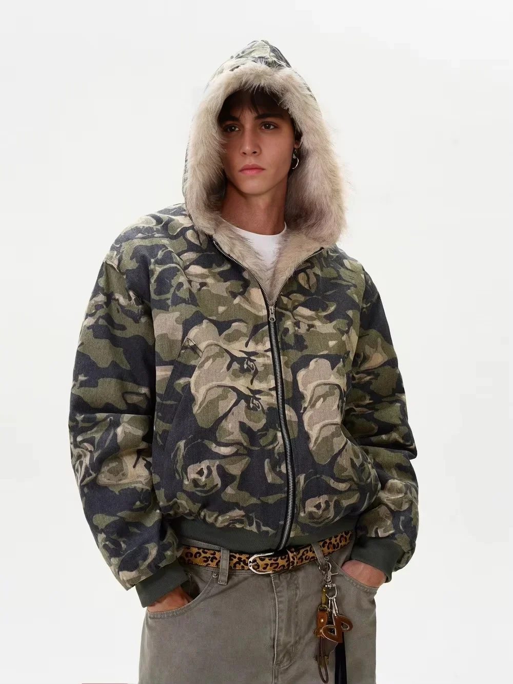 Tung Sung Fur Collar Camouflage Coat Men and Women Loose Casual Warm Hooded Puffer Jacket