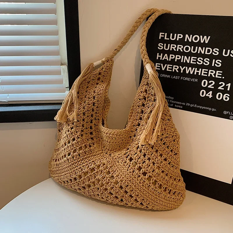 Women Summer Fashion Handbags Ladies Leisure Crochet Hollowed Beach Vacation Bags Female Artistic Style Grass Woven Shoulder Bag