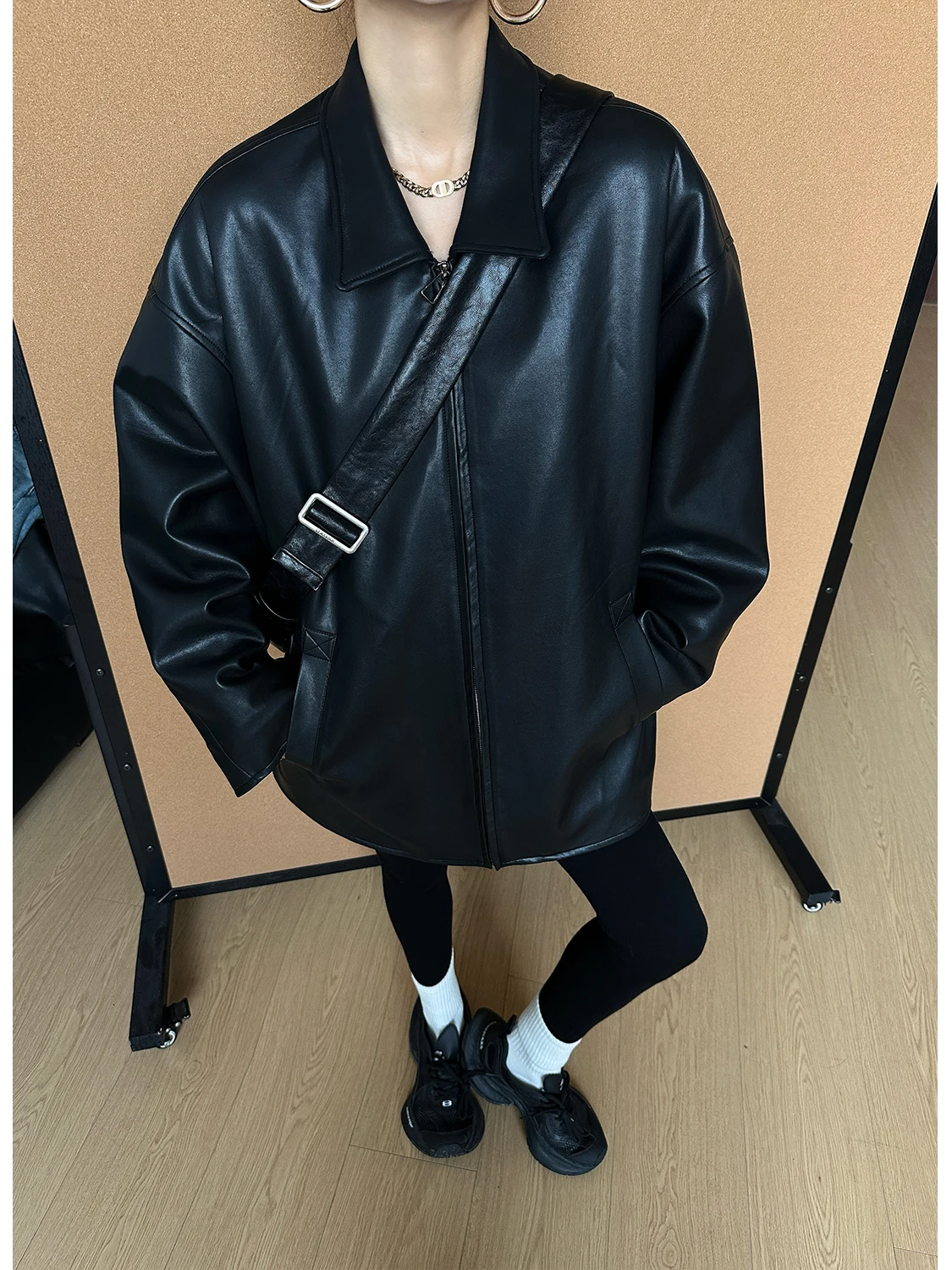CIZZLEMORE Vintage Sle Fce Lined Warm Jaet Long Sve Zipper Closure Mid-Length Coat Retro Flip-Collar PU Leather