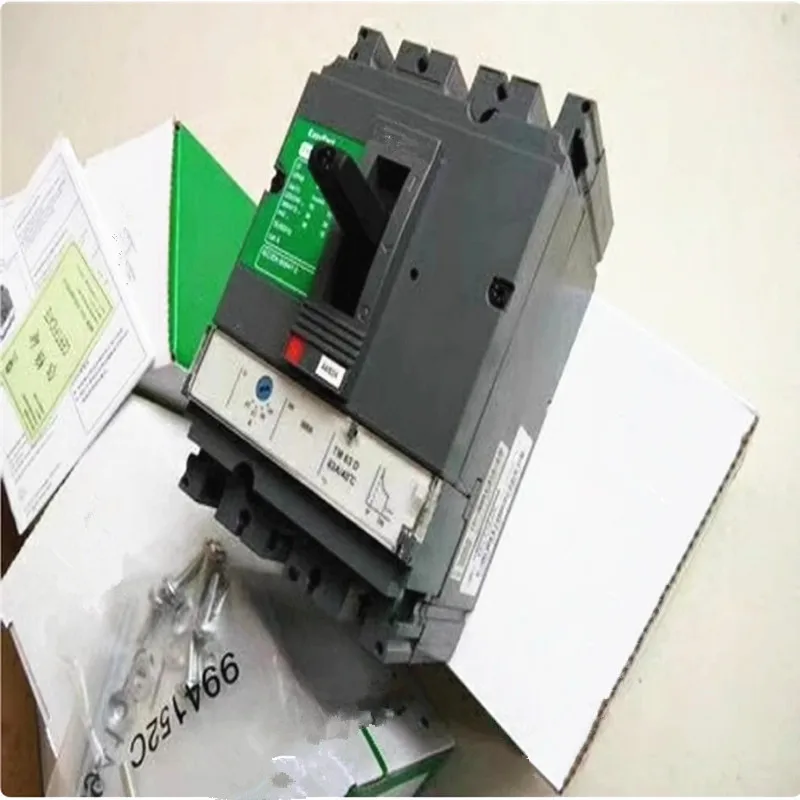 

New Original Inverter ATV610D55N4Z ATV610D75N4Z ATV610D90N4Z ATV610C11N4Z ATV610C13N4Z ATV610C16N4Z