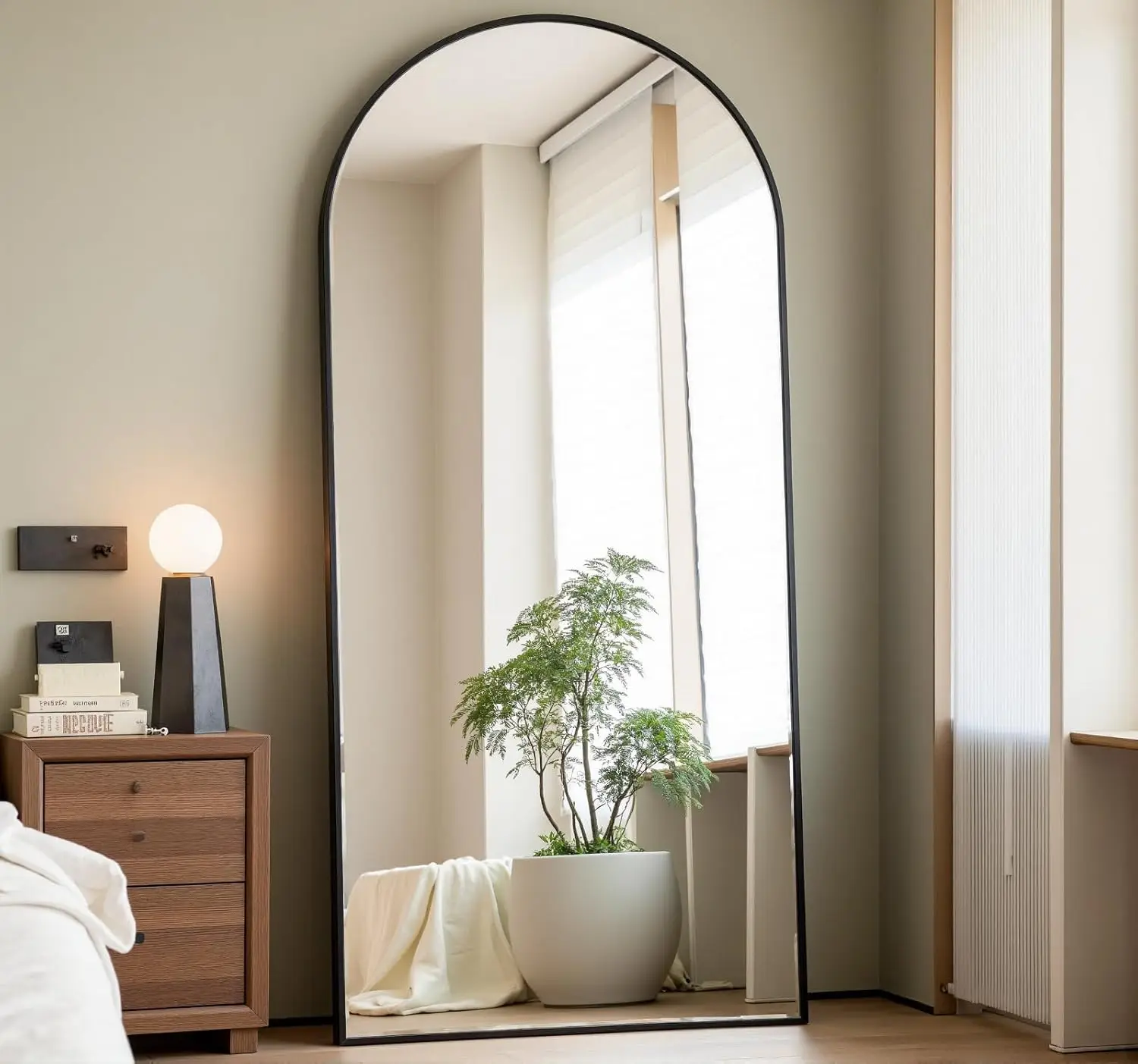 

Arched Full Length Mirror, 70"x26" Free Standing Floor Mirror, Modern Full Body Mirrors with Stand, Wall Mirrors with Aluminum A