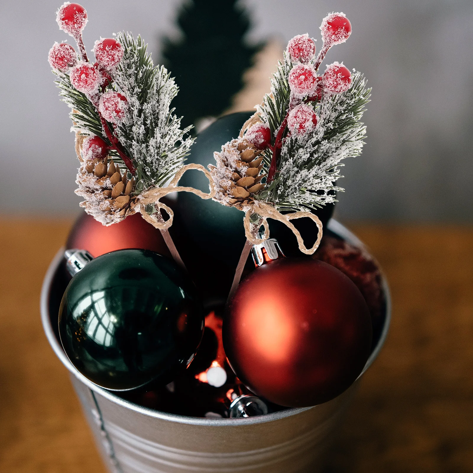 

10pcs Artificial Pine Picks Realistic Red Berry Pine Needles For Wedding Party Decor Centerpiece Home Kitchen Stimulation Pines