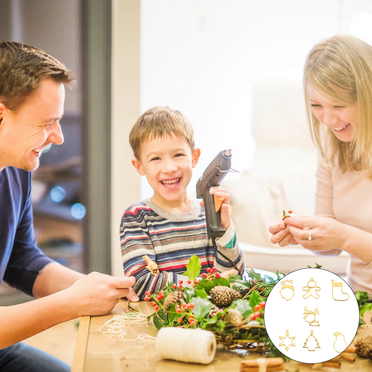 

35Pcs Alloy Mold Christmas Design for Jewelry Making Supplies DIY Pendant Craft Ornament Epoxy Molds Crystal Drop Casting Kit