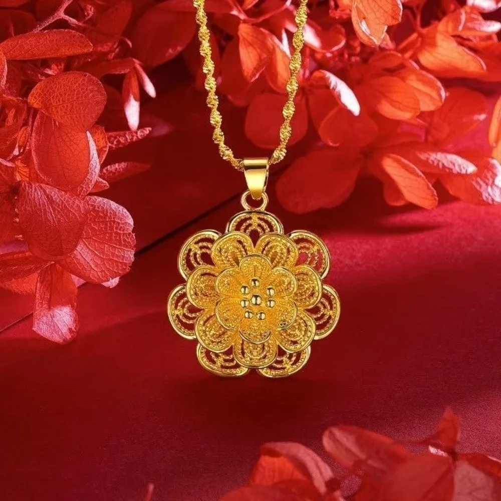 

Luxury Hollowed Flower Blooming Wealth Necklace Vietnam Sand Thick Chain Lotus Pendant Romantic Pendant Necklace Women Jewelry