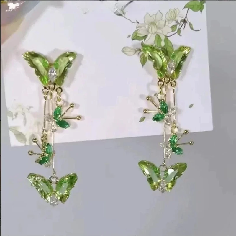 Thumbnail 4 - #13 Best Earrings to Buy In 2026