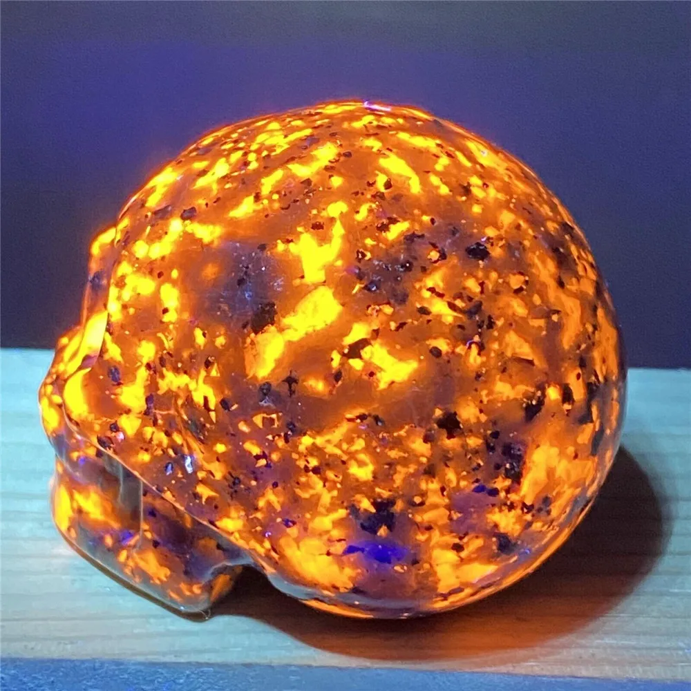 Natural Yooperlite Crystal Skull, Energy Gemstone, Reiki Healing Room, Decorated with A Collection of Hand-Carved and Polis