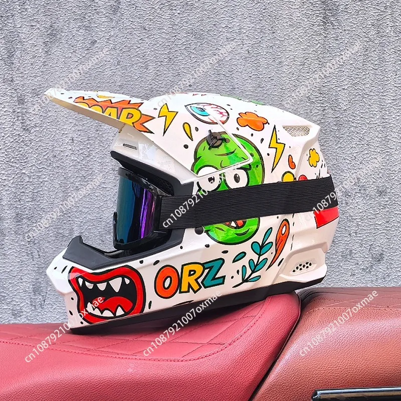 

Отправить три красных и синих шлемов для скоростного спуска, внедорожные защитные шлемы для езды на горном велосипеде, мужские и женские велосипеды