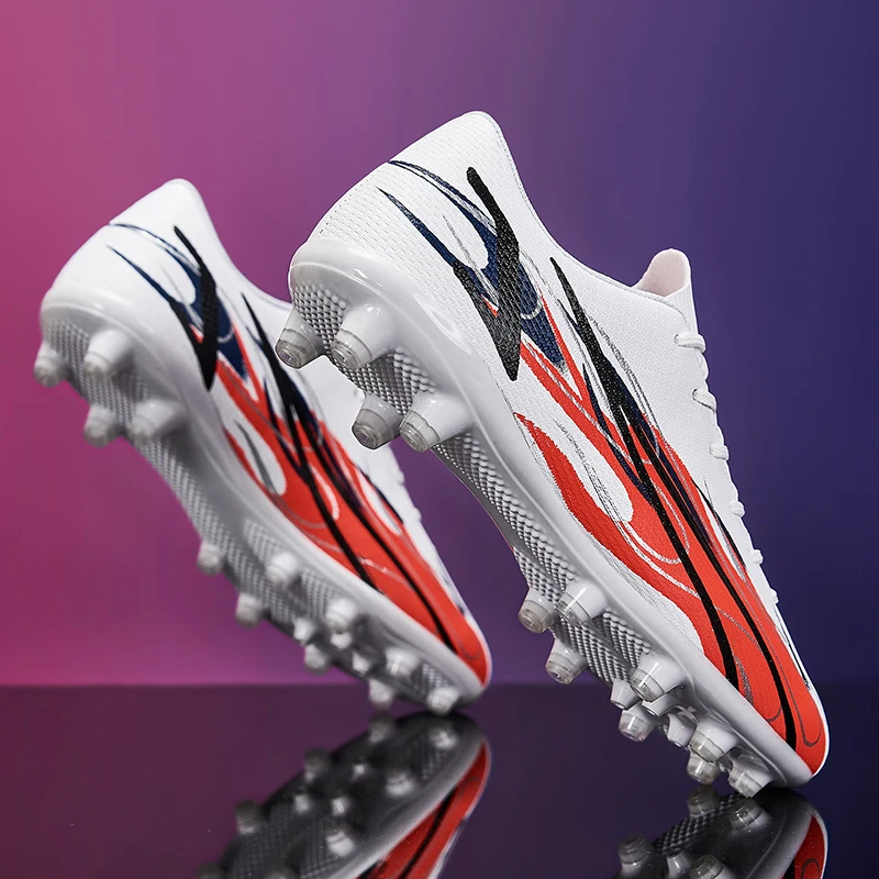 

Simple Solid Color Soccer Training Shoes Flexible Bendable Sole Easy Wear Lace Up Design Outdoor Lawn Universal Athletic Cleats