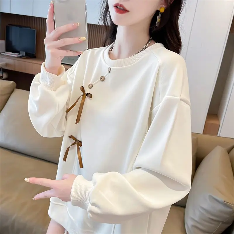 

Women's New Round Neck Sweatshirt Loose Three-dimensional Bow Versatile Long-sleeved Top