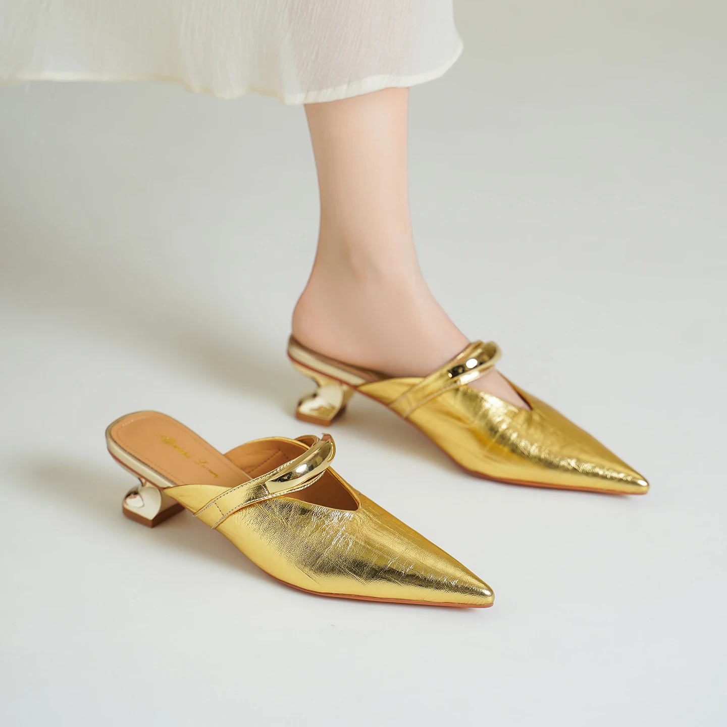 2026  summer women sandals natural leather 22-25cm cowhide+sheepskin+pigskin pointed toe buckle mules  high heel women slippers