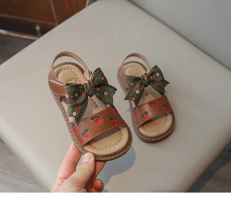 Sapato macio feminino de sola princesa, sandália infantil, pequeno bebê, flats infantis, tamanho 22-31, novo, verão